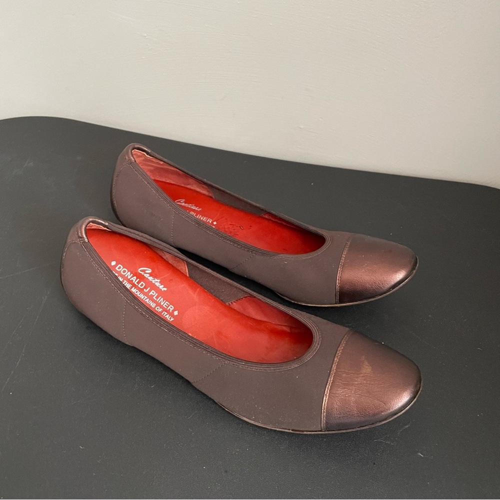 DONALD J PLINER Couture HALO Cap Toe Ballet Flats Leather Brown Size 7.5 Narrow - Picture 3 of 10